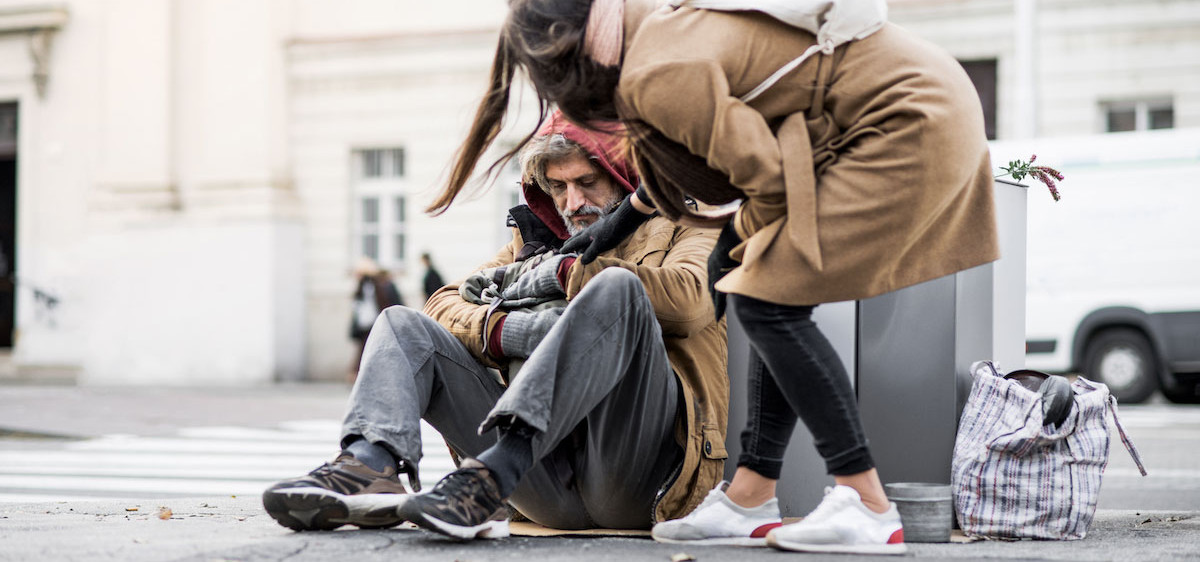 6 façons d’aider les sans-abri en automne et en hiver
