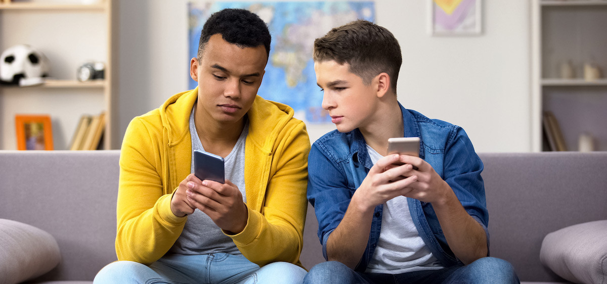 Défis sur les réseaux sociaux : des pratiques dangereuses chez les jeunes