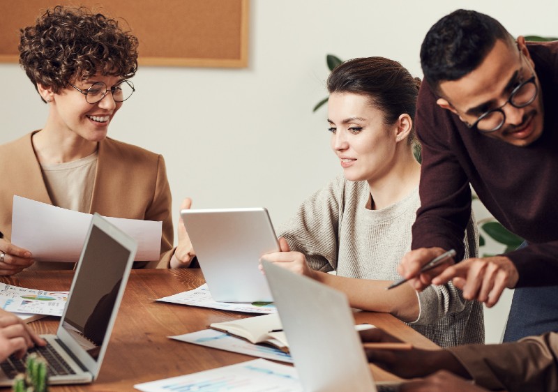 Jeunes et emploi : « On n'attend plus de l'entreprise qu'elle nous dise qui on est »