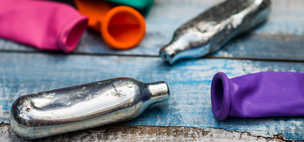 Le gaz hilarant : c’est pas si marrant !