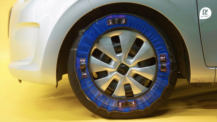 Voiture : équipez-vous de chaussettes à neige !