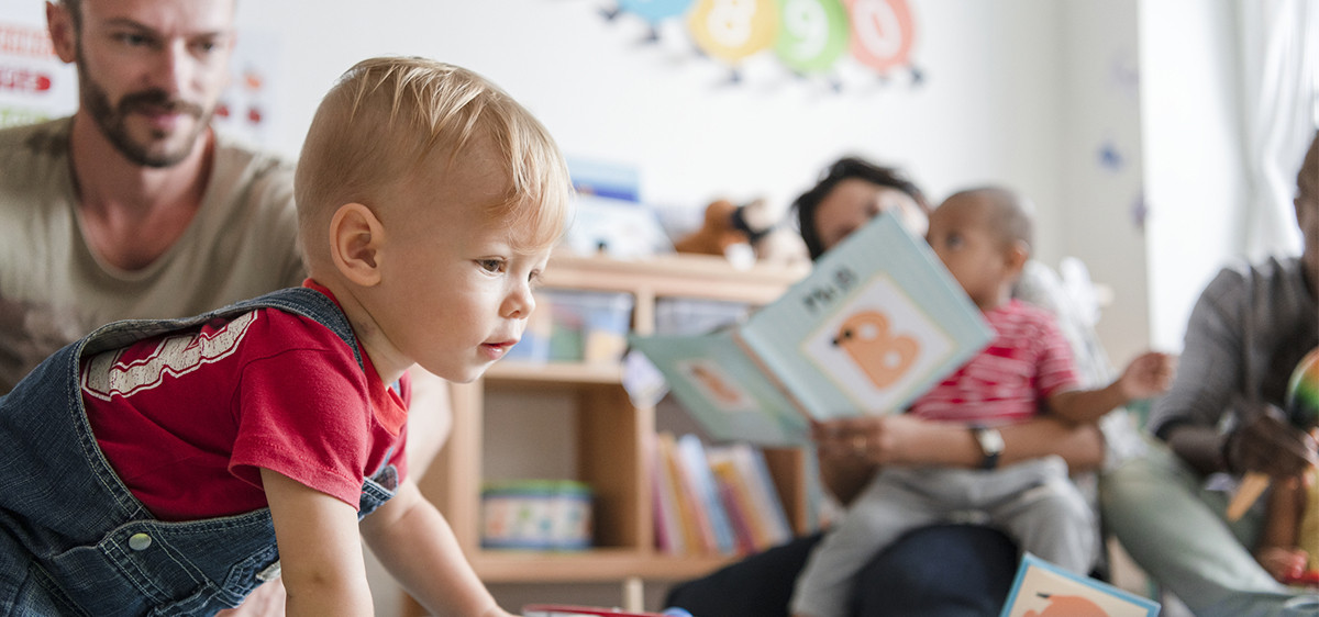 Comment vivre sereinement la première séparation avec bébé ?