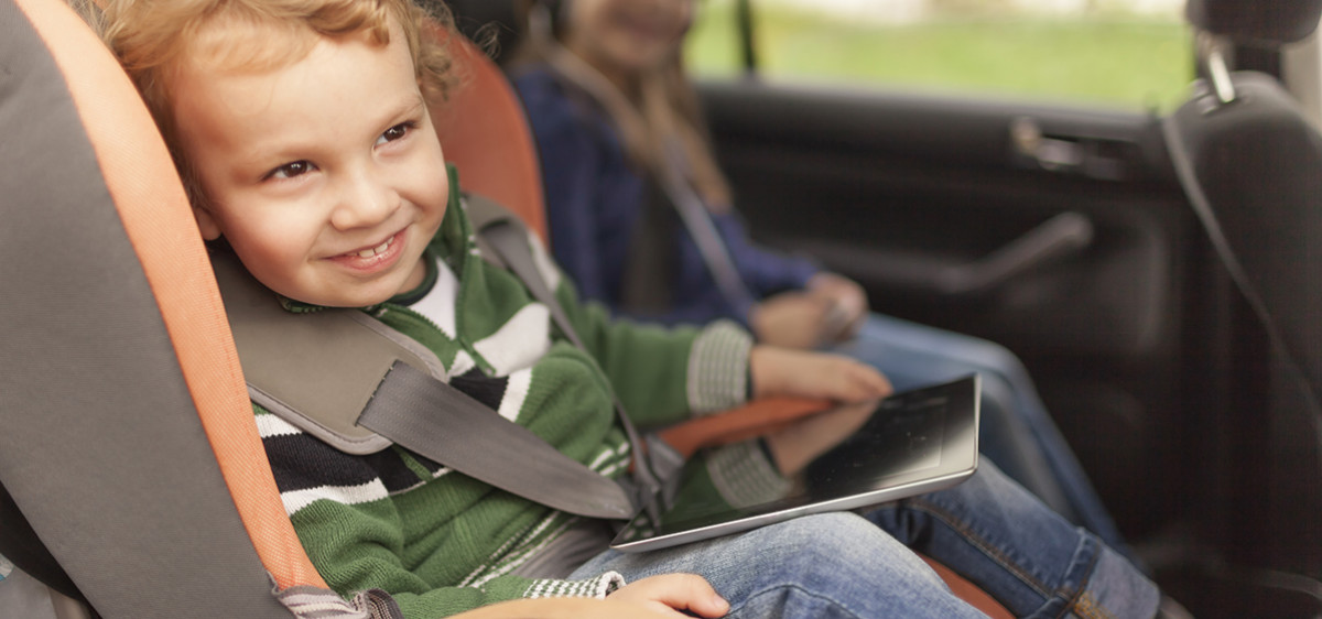 Long trajet en voiture : 5 idées pour occuper les enfants