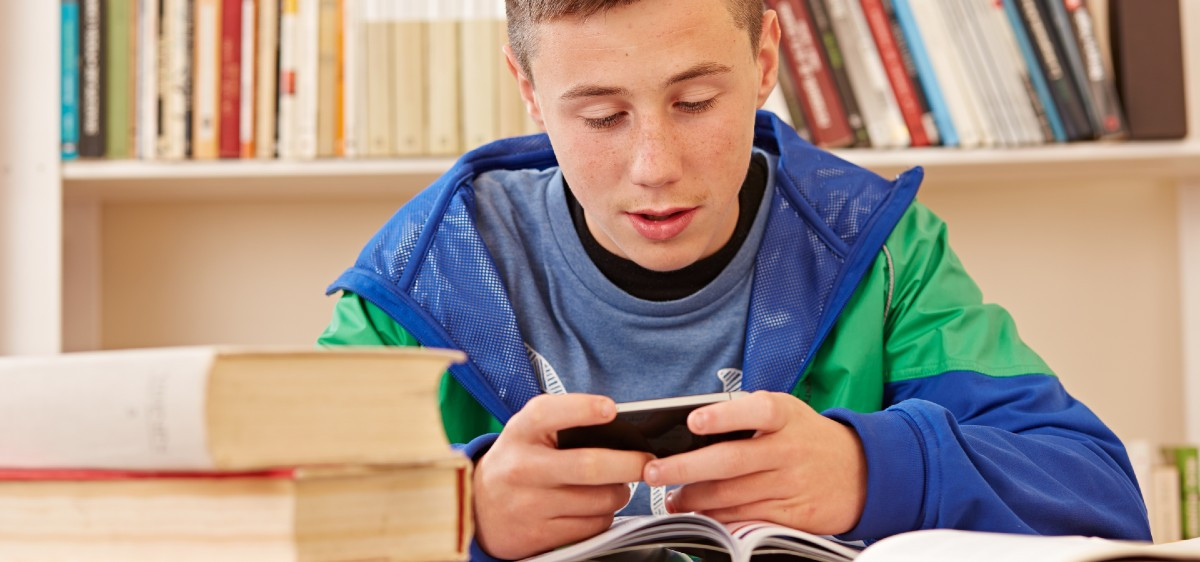 Mon enfant ne lit pas : est-ce vraiment grave ?