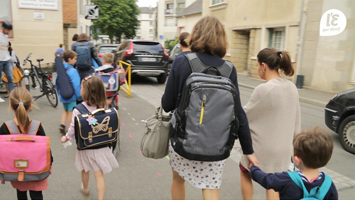 Le pédibus, un transport scolaire écologique et convivial