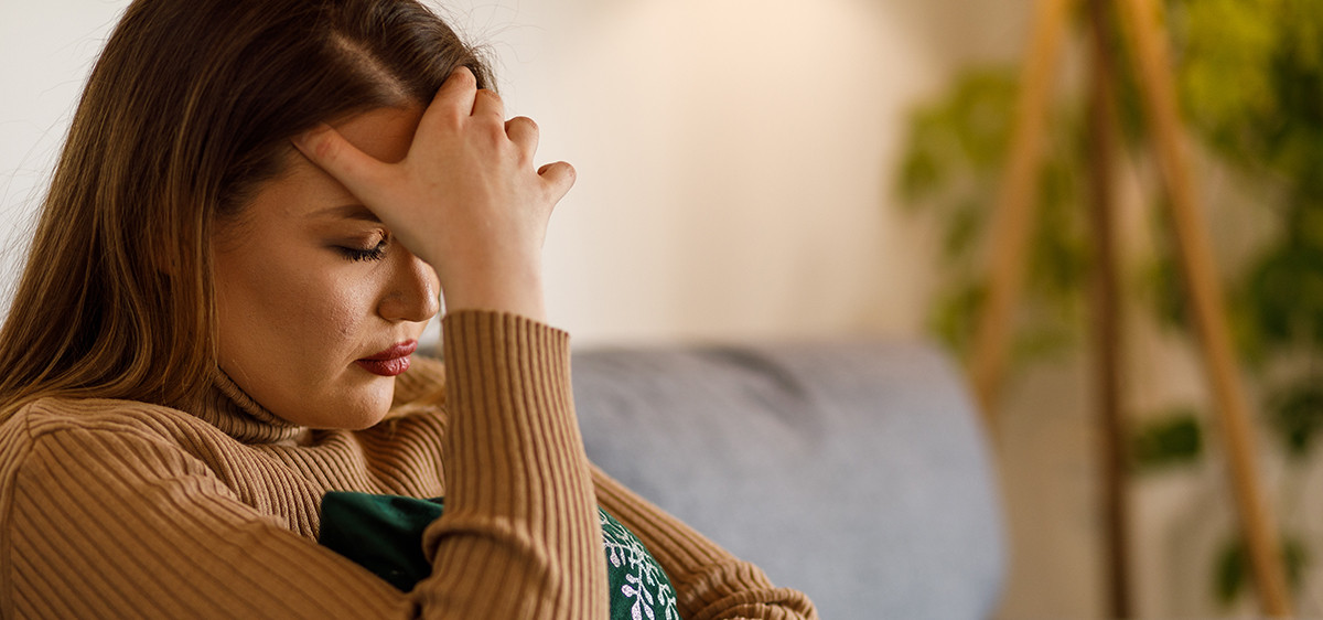 Pensées intrusives : c&rsquo;est quoi et comment s’en débarrasser ?