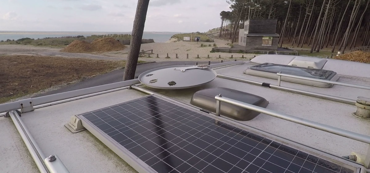 Eau et électricité : comment être autonome en camping-car ?