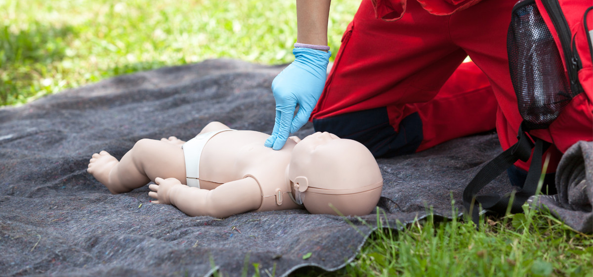6 gestes de premiers secours sur les enfants et les bébés