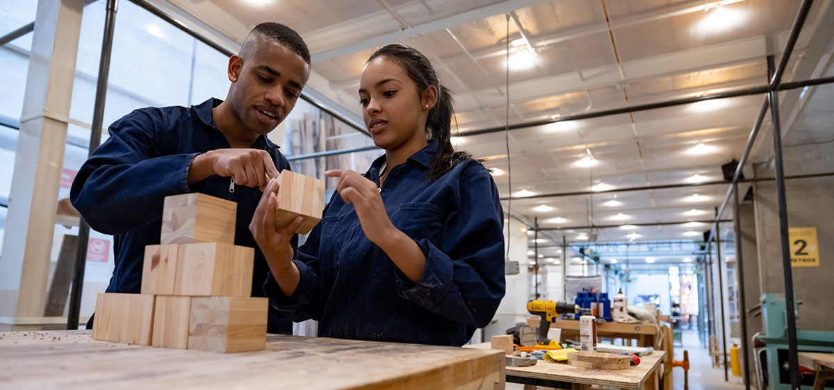 Ado et stage de troisième : quel objectif ?